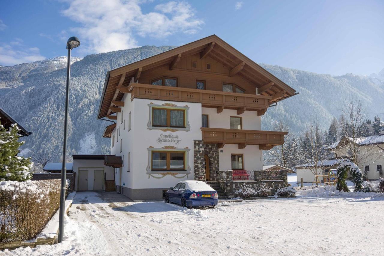 Gastehaus Schneeberger Hotel Mayrhofen Esterno foto