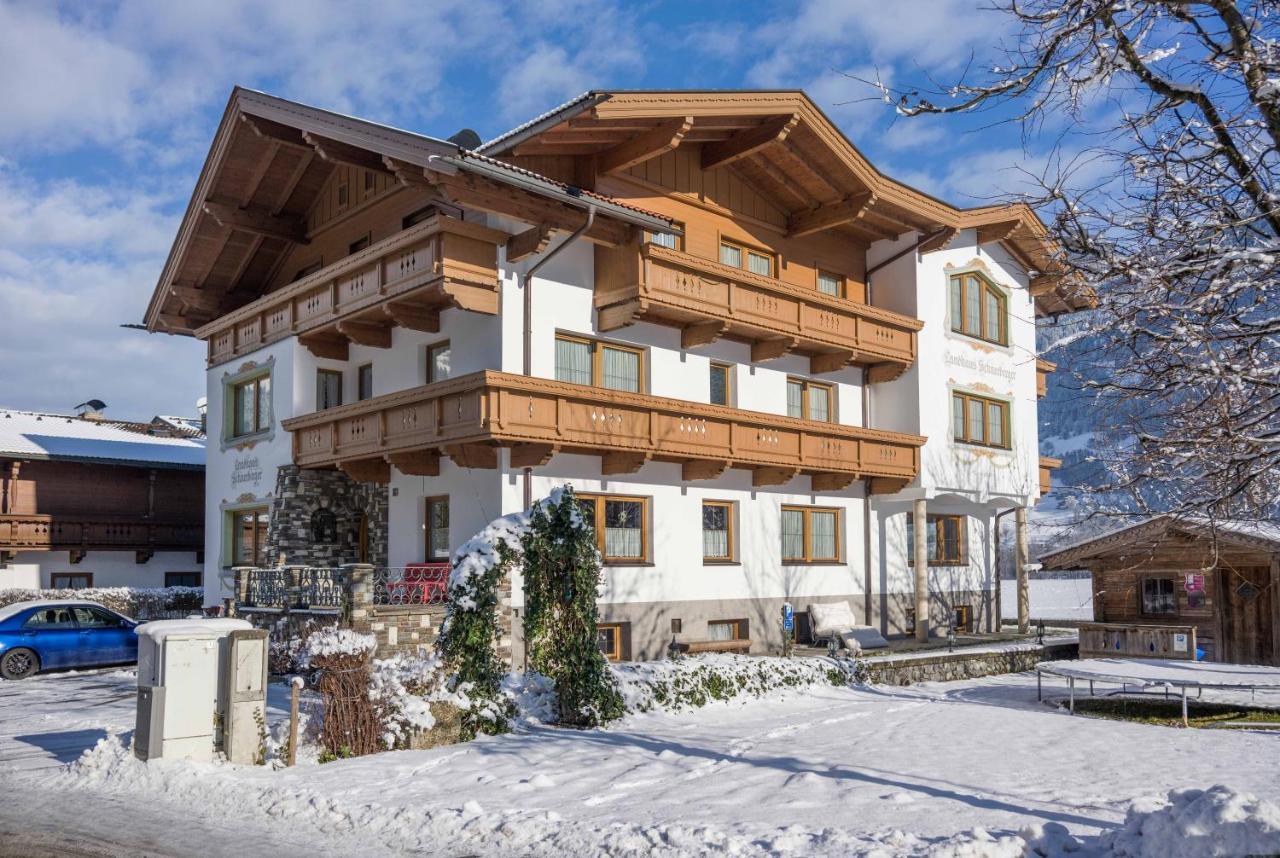 Gastehaus Schneeberger Hotel Mayrhofen Esterno foto