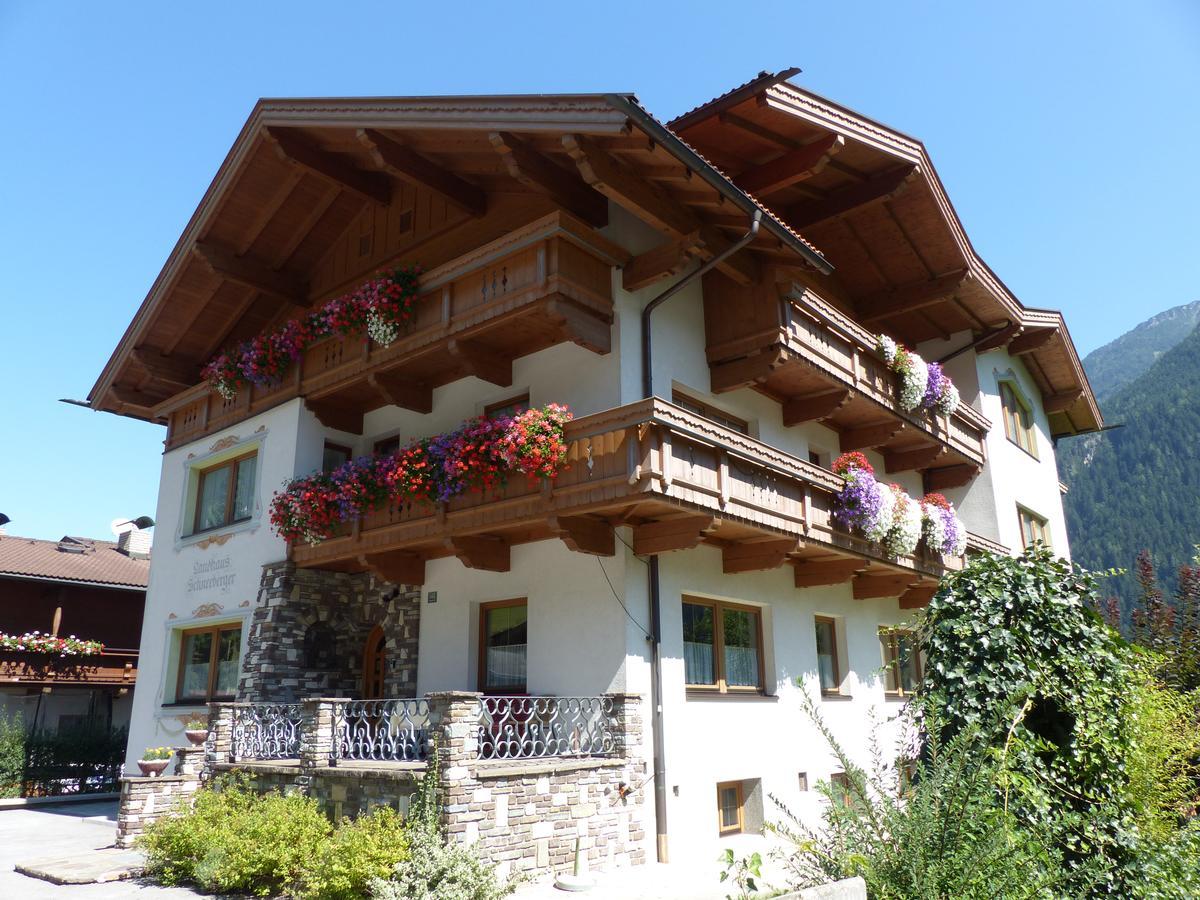 Gastehaus Schneeberger Hotel Mayrhofen Esterno foto